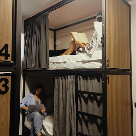 Orion Hostel เยเรวาน ภายนอก รูปภาพ